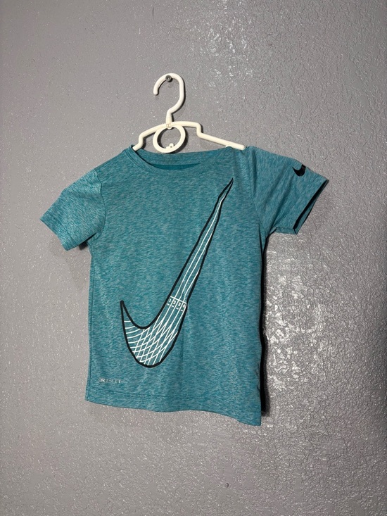 Nike Other - Nike Teal Short-Sleeve Graphic Swoosh Tee
